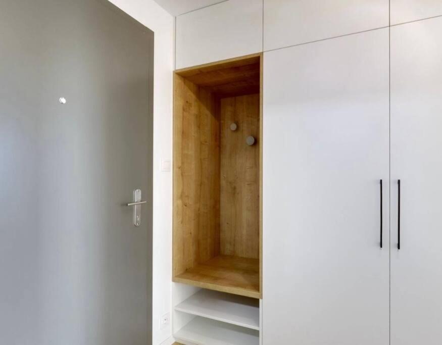 Klinger Apartment Братислава Экстерьер фото